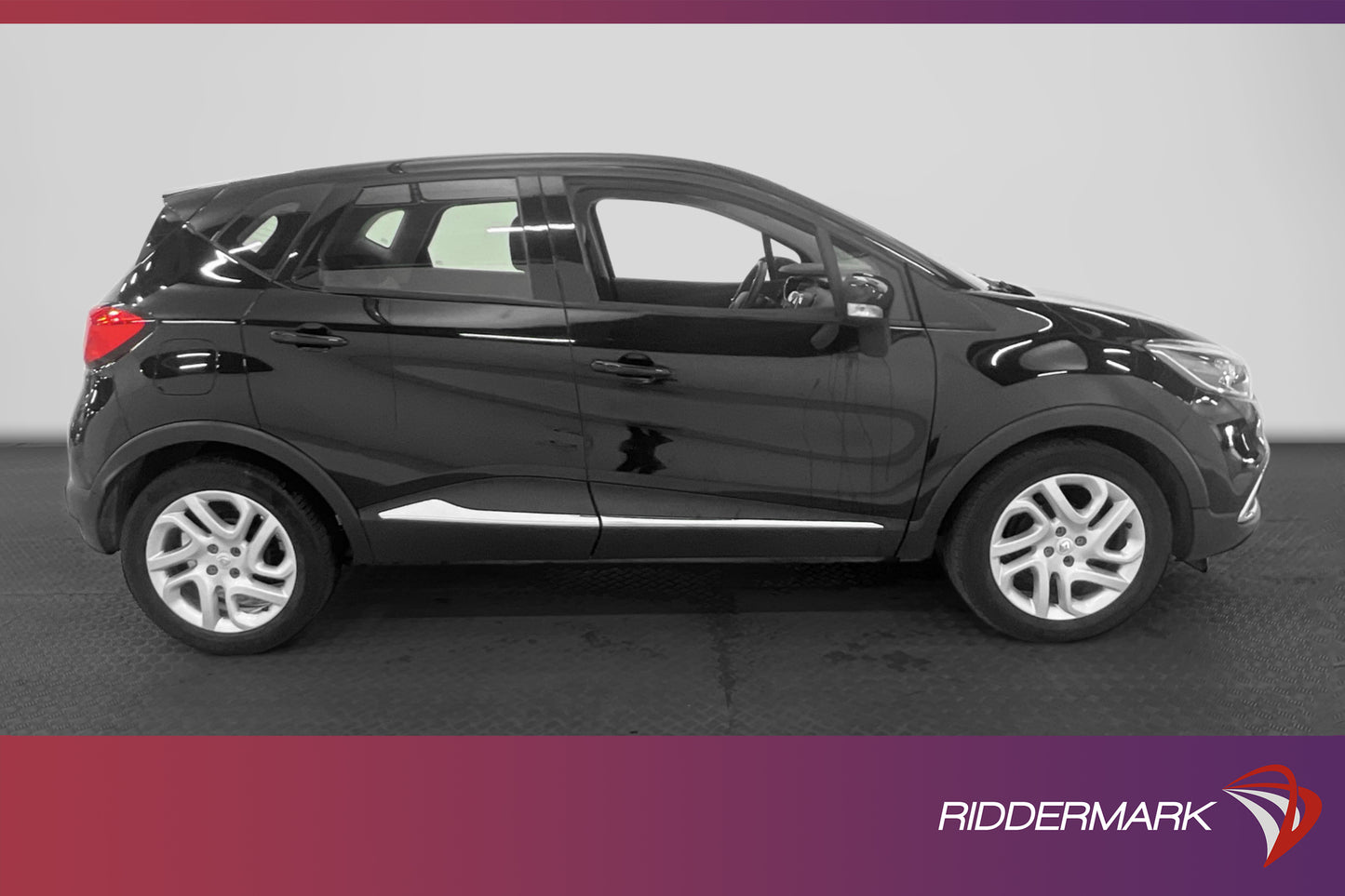 Renault Captur 0.9 TCe 90hk M-Värmare Navi PDC 404kr Skatt