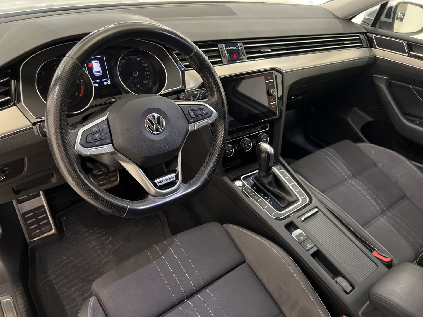 Volkswagen Passat Alltrack 2.0 TDI Executive B-kam Drag Värm