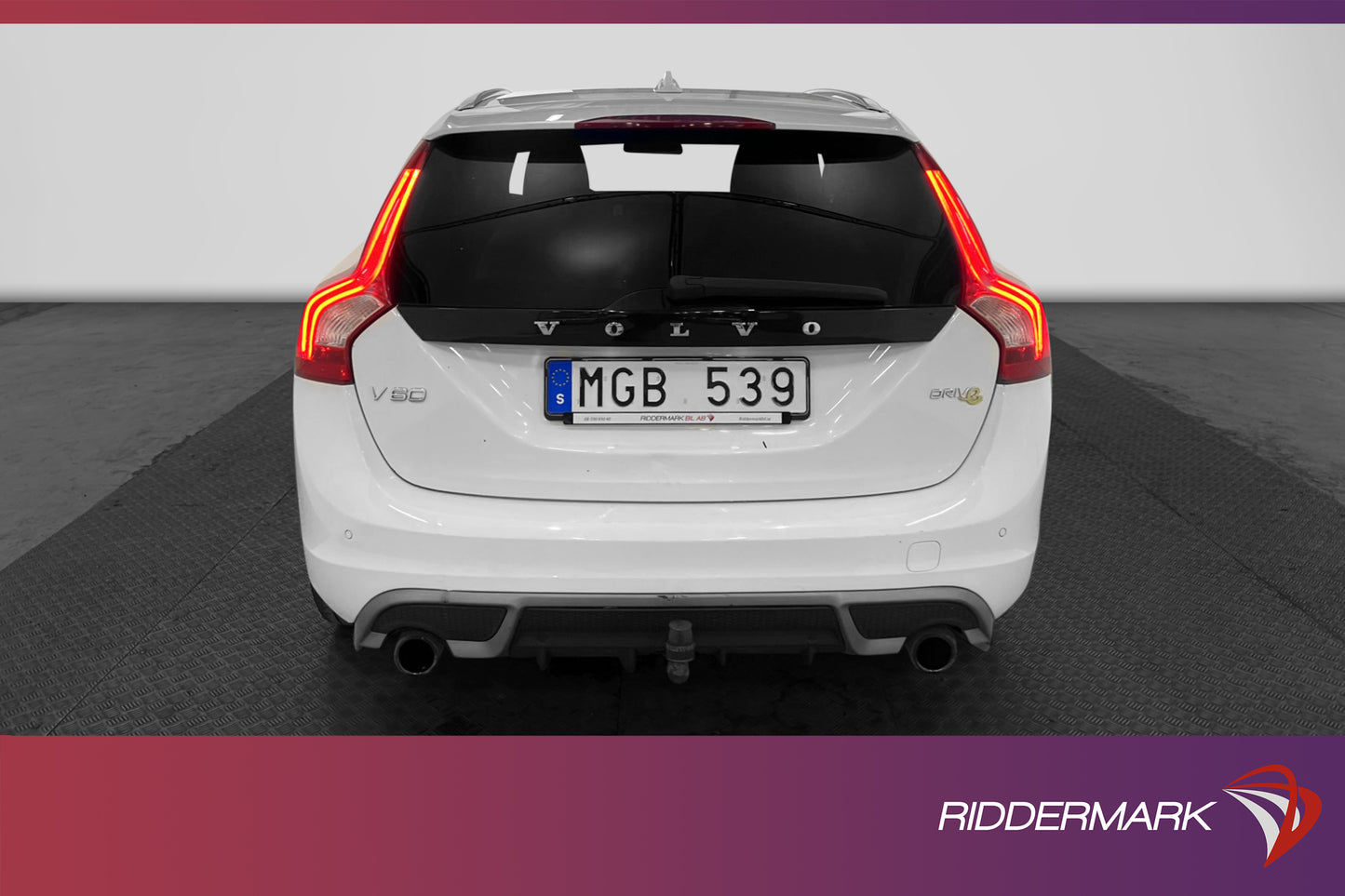 Volvo V60 D2 115hk R-Design Värmare Blis Skinn Navi Drag