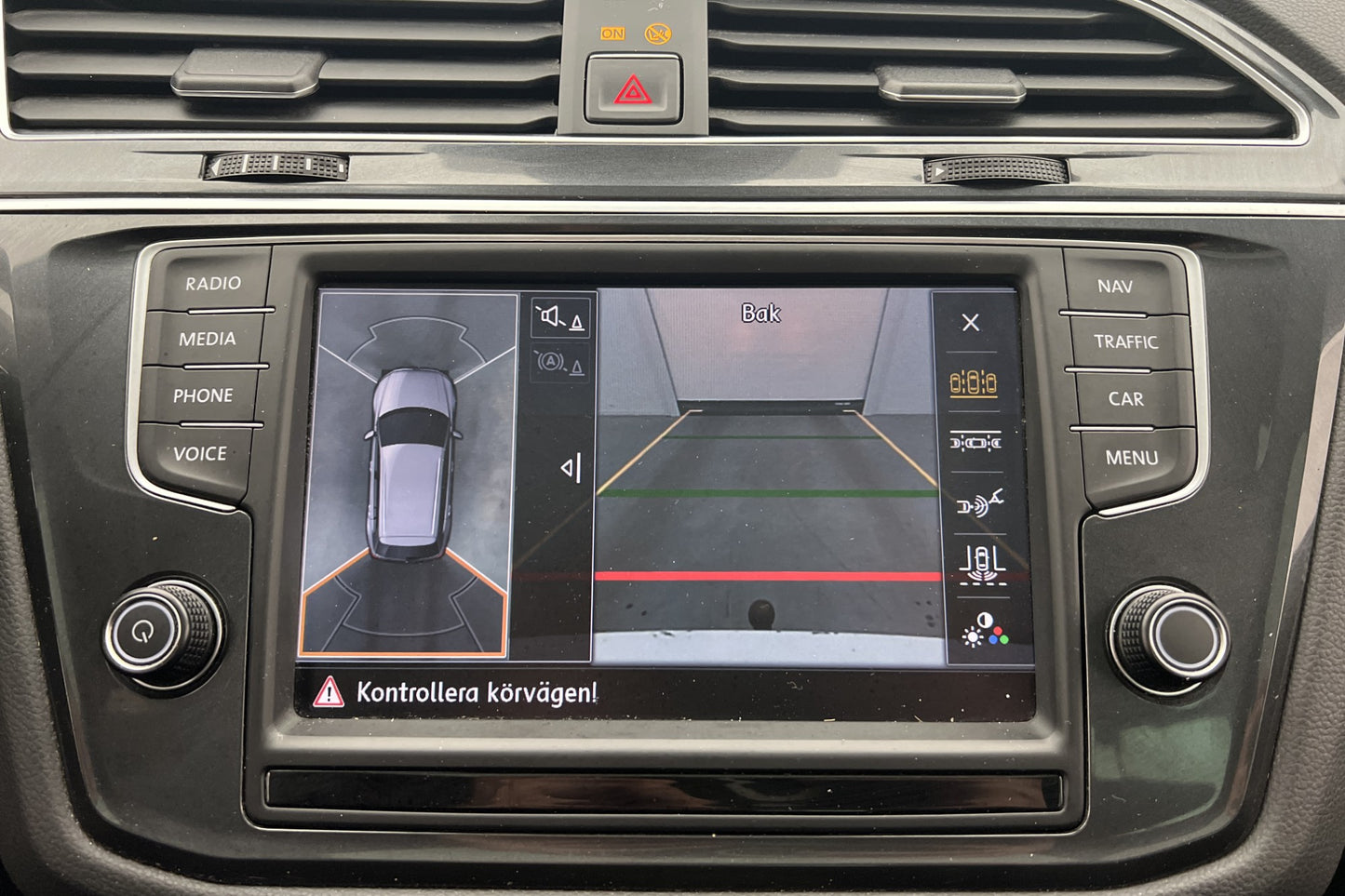 Volkswagen Tiguan 4M 190hk Premium Pano Cockpit 360° Drag