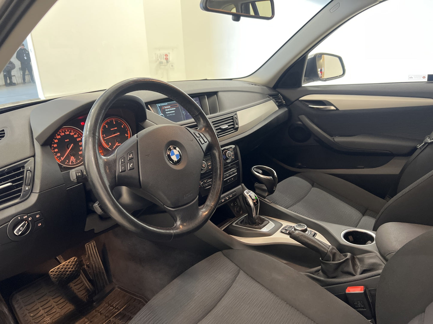 BMW X1 xDrive20d 184hk HiFi Värm Navi Rattvärme PDC Välserv