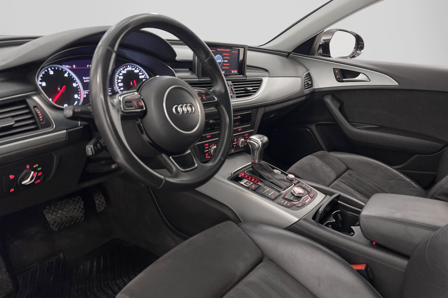 Audi A6 2.0 TDI 190hk Panorama Skinn/Alcantara Bose PDC