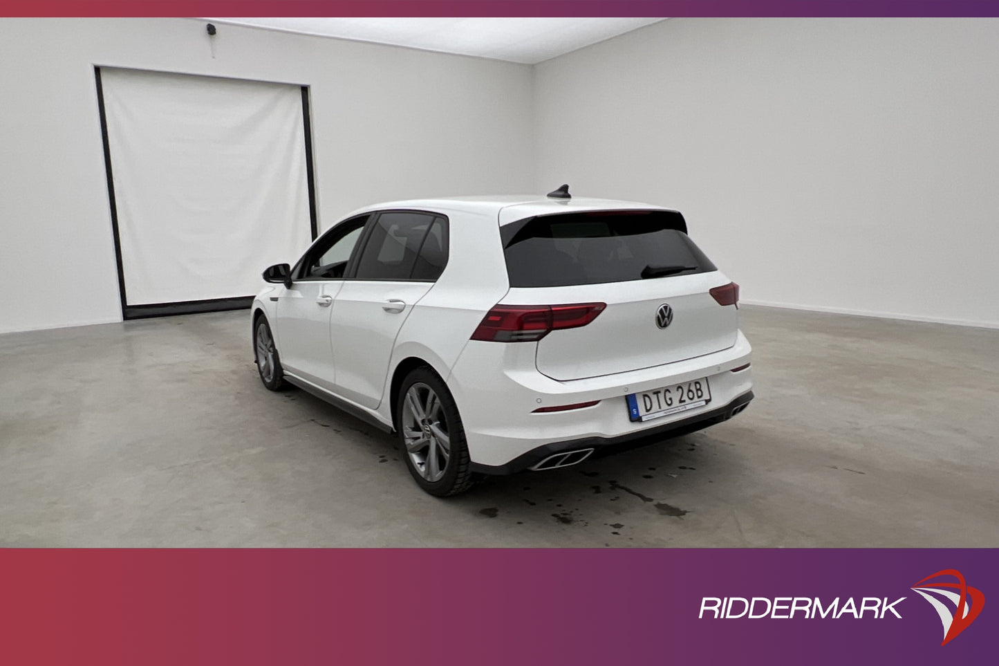 Volkswagen Golf 1.5 TSI 150hk R-Line Cockpit Kamera Rattvärm