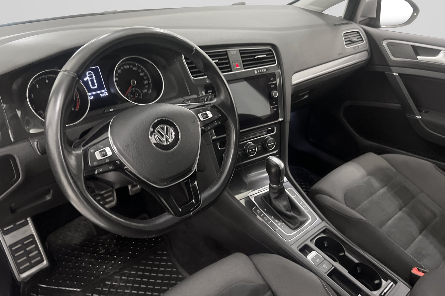 Volkswagen Golf Alltrack 1.8 TSI 4M Premium B-värm B-kamera