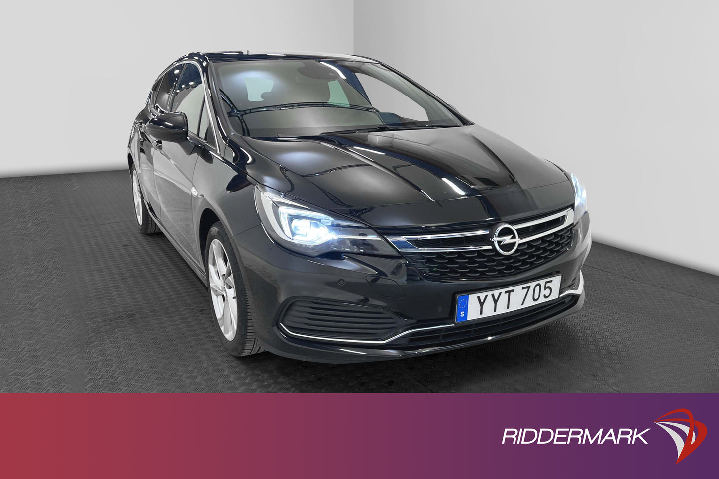 Opel Astra 1.4T 150 hk  P-sensor LED Navi