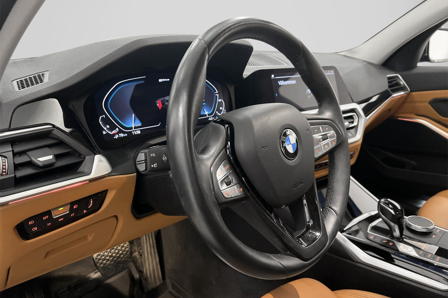 BMW 330 e Sedan 292hk Sport line Skinn Navi Cockpit MOMS