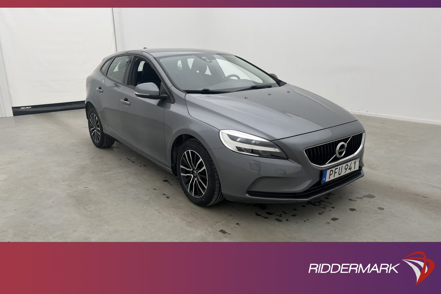 Volvo V40 D2 120hk Momentum VOC Värmare Sensorer Välservad