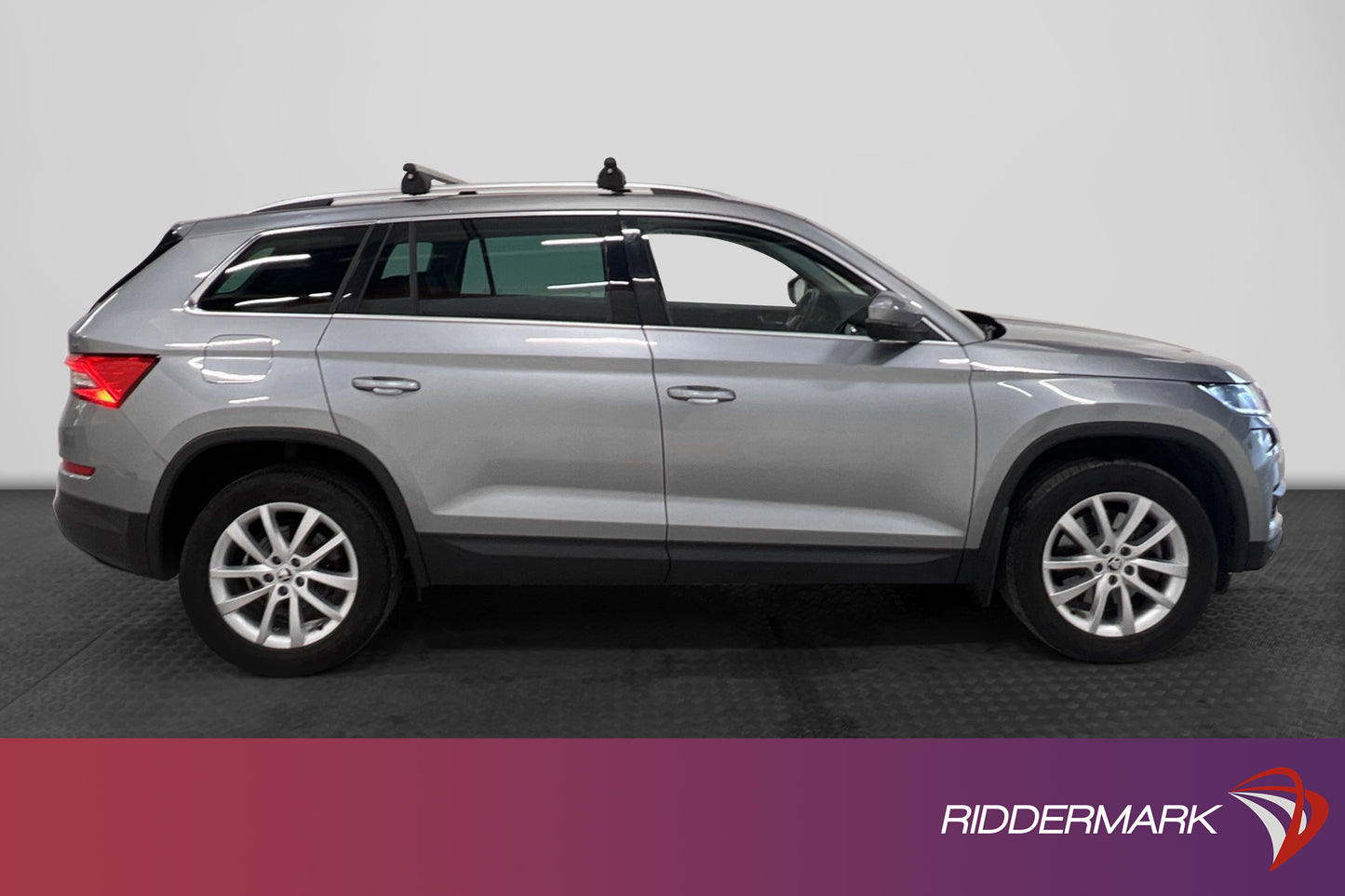 Skoda Kodiaq 2.0 TDI 190hk 4x4 7-sits Skinn Pano Canton