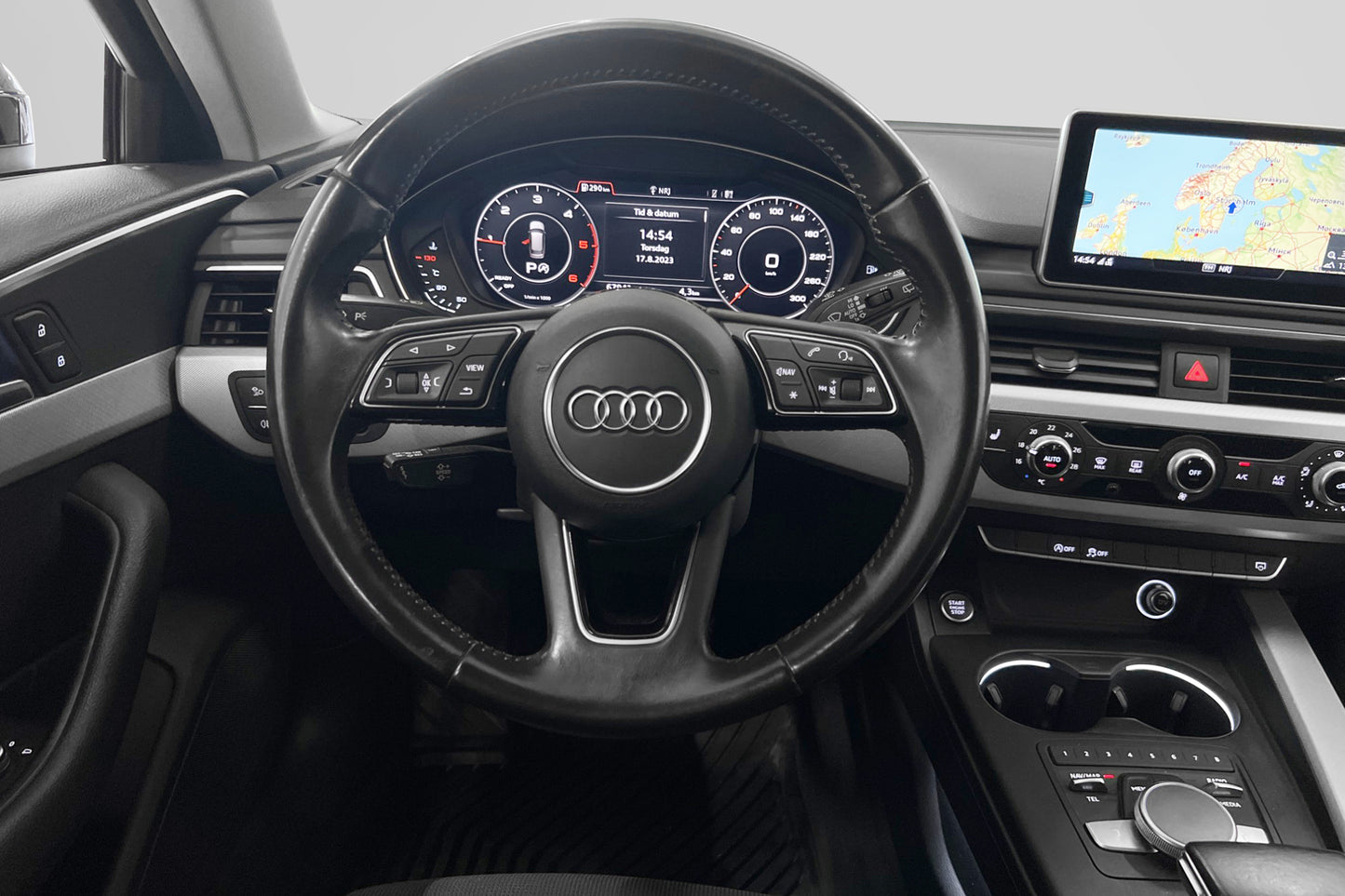 Audi A4 2.0 TDI Avant 150hk Cockpit Motorvärm Navi Carplay