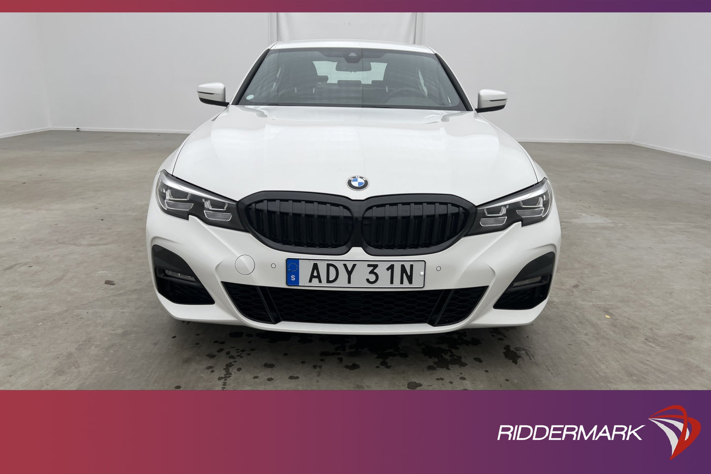 BMW 330e xDrive Sedan 292hk M Sport HiFi Kamera CarPlay Drag