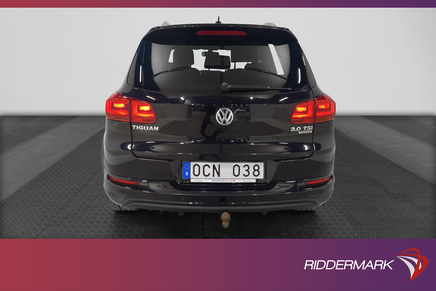 Volkswagen Tiguan 2.0 TSI 4M R-Line Kamera Pano Drag Skinn