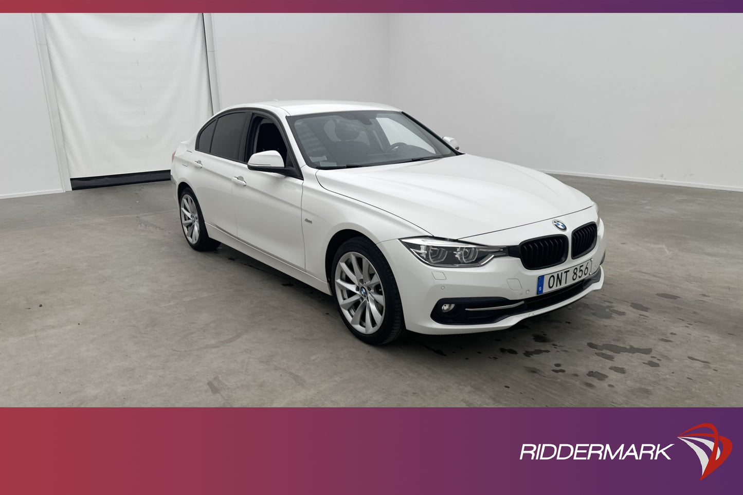 BMW 320d xDrive Sedan Sport line Drag Navi HiFi PDC 190hk