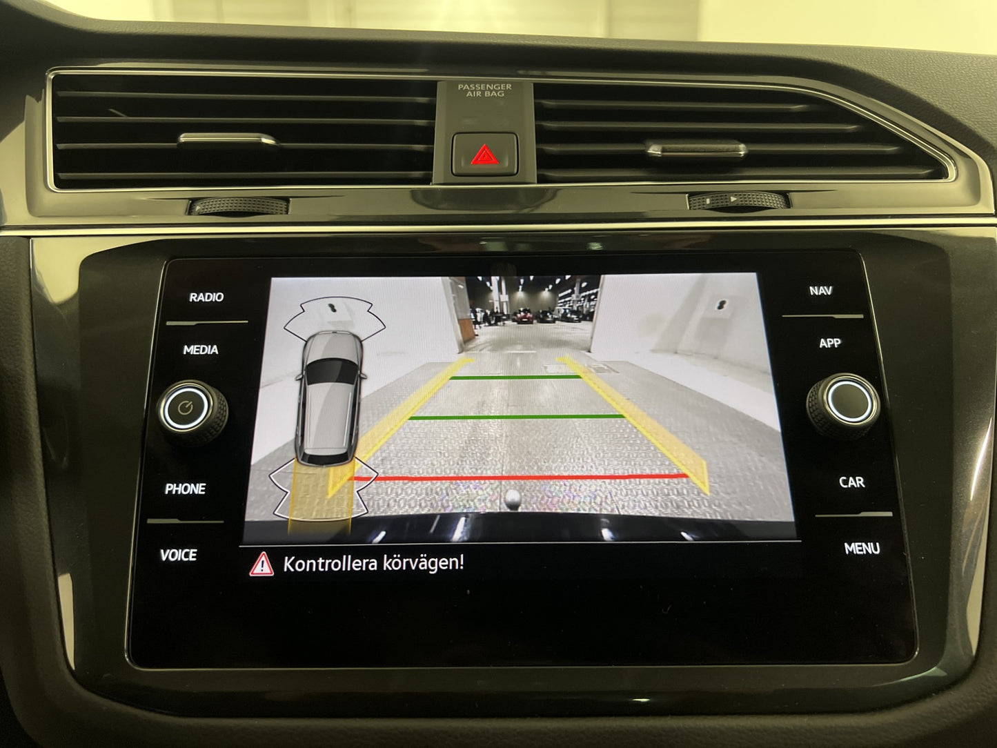 Volkswagen Tiguan 1.5 150hk Comfort B-kamera CarPlay MOMS