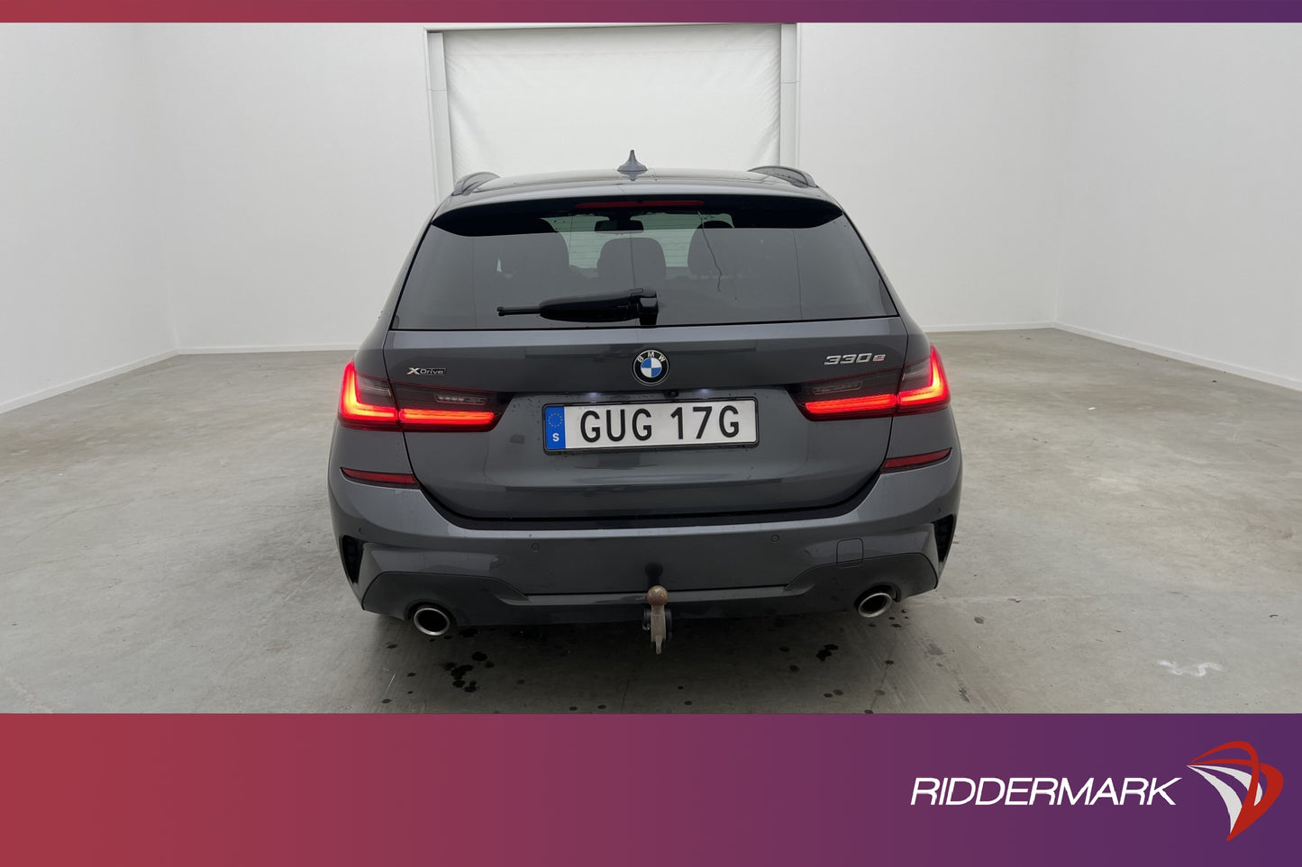 BMW 330 e xDrive Touring M Sport HiFi Kamera Elstolar MOMS