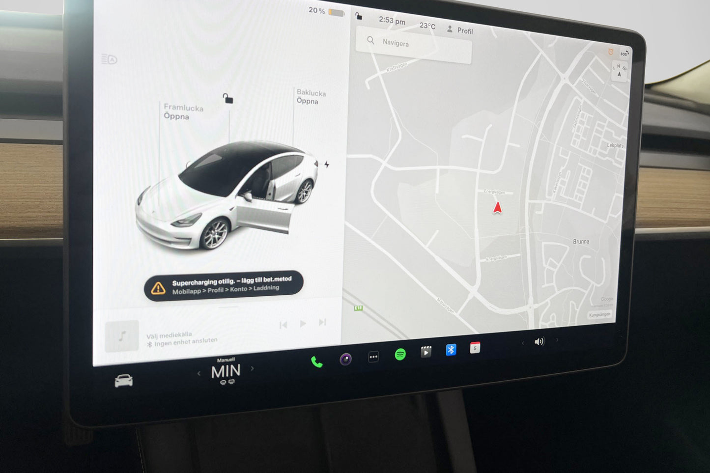 Tesla Model 3 Standard Range Plus 258hk Svensksåld Dragkrok