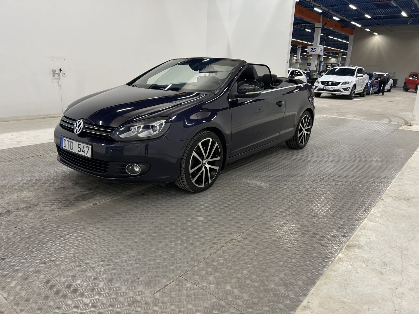 Volkswagen Golf Cabriolet 1.4 160hk Halvskinn Nybes Lågmil