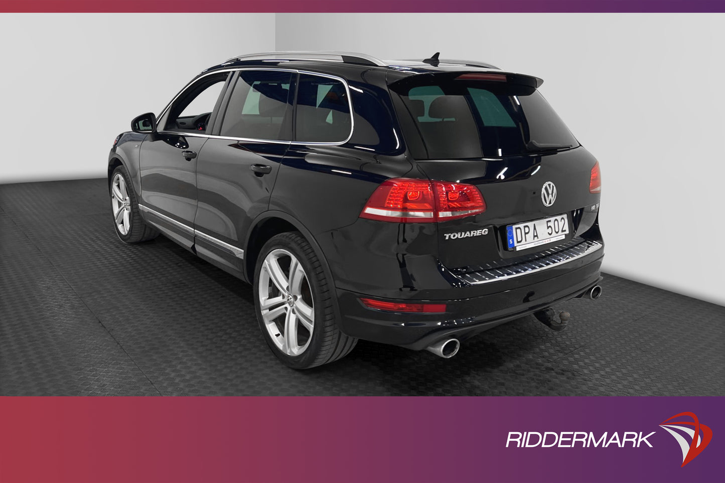 Volkswagen Touareg V8 4M 340hk R-Line Pano Luftfjädring 360°