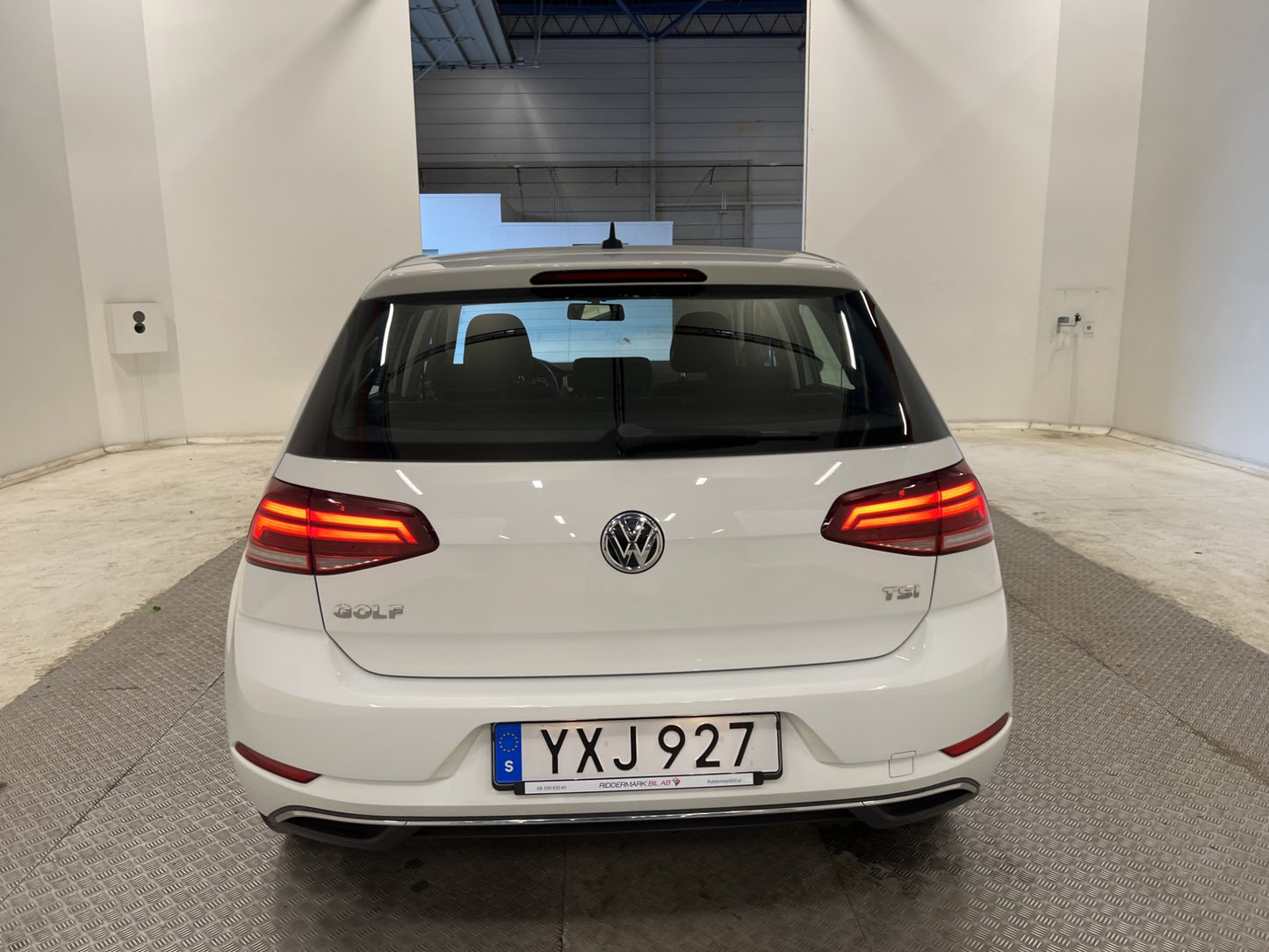 Volkswagen Golf 1.0 TSI 110hk App-connect Adaptiv 4455mil