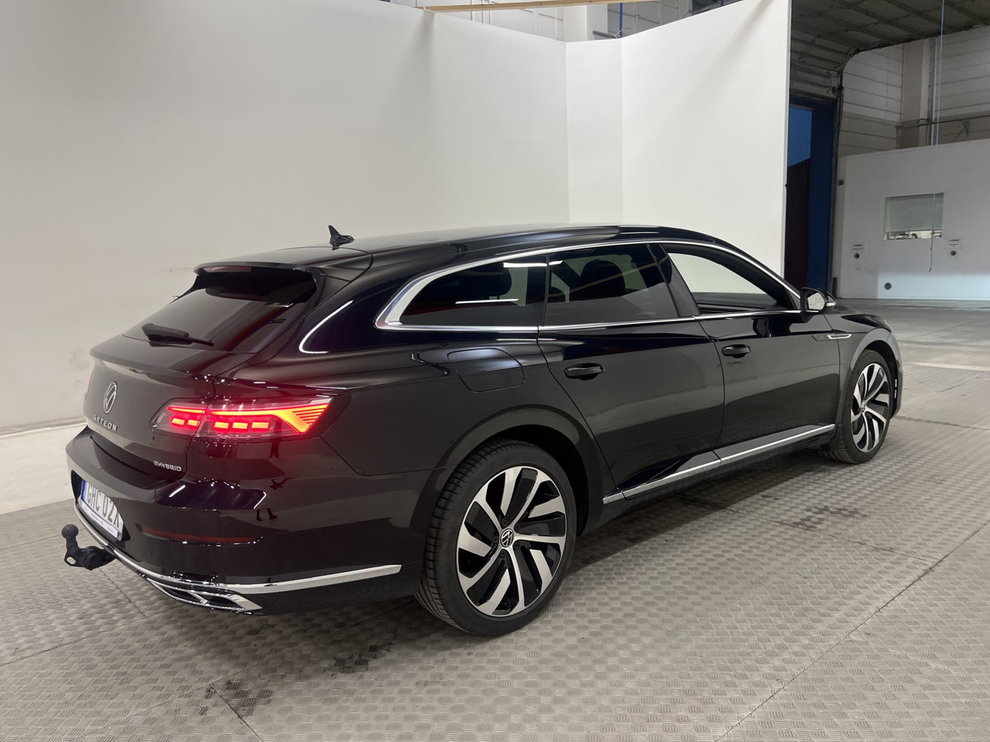 Volkswagen Arteon SB eHybrid R-Line Kamera Värmare Drag