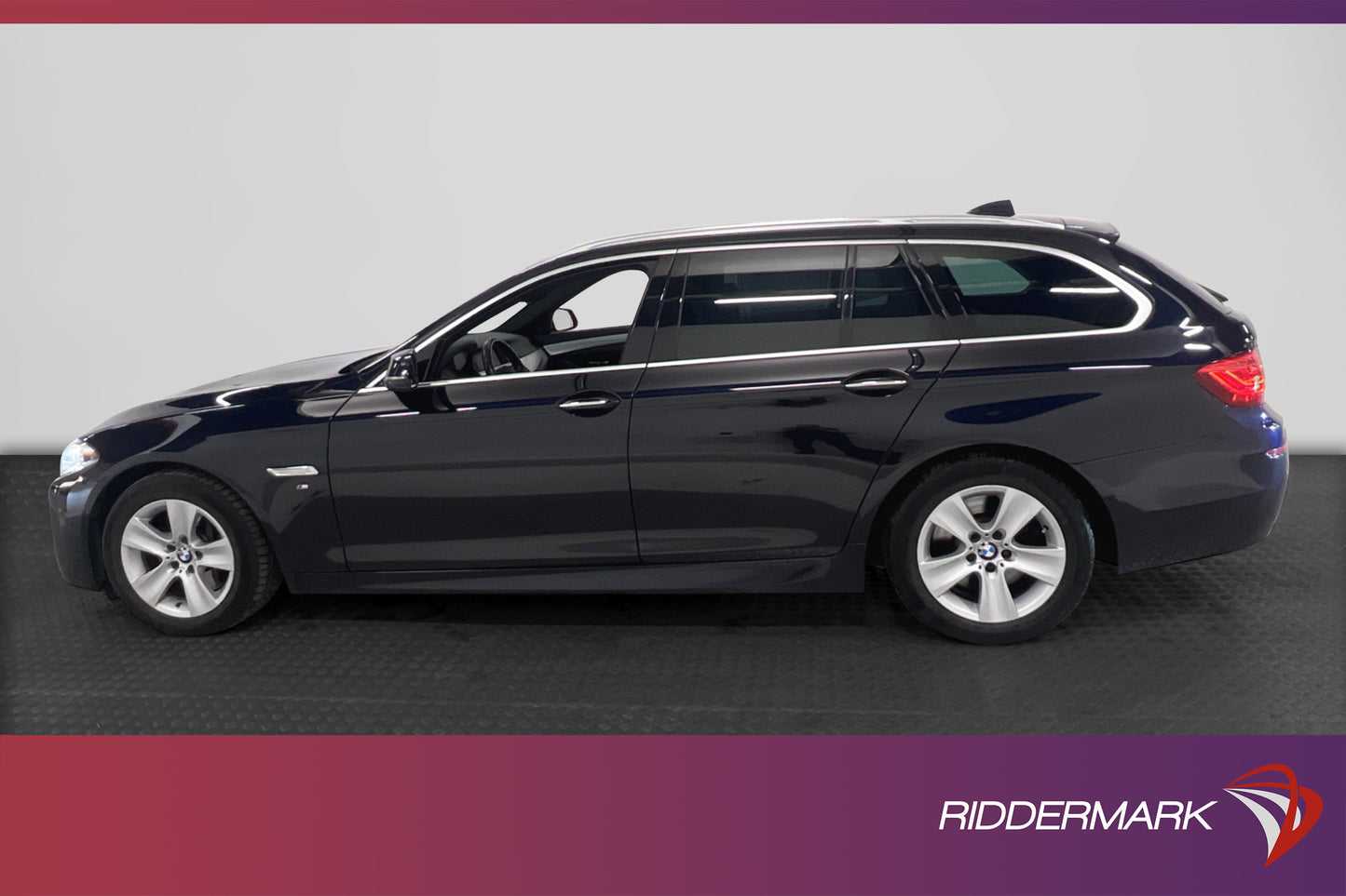 BMW 530d xDrive 258hk M-Sport Pano Dvärm 360° HuD Skinn Drag