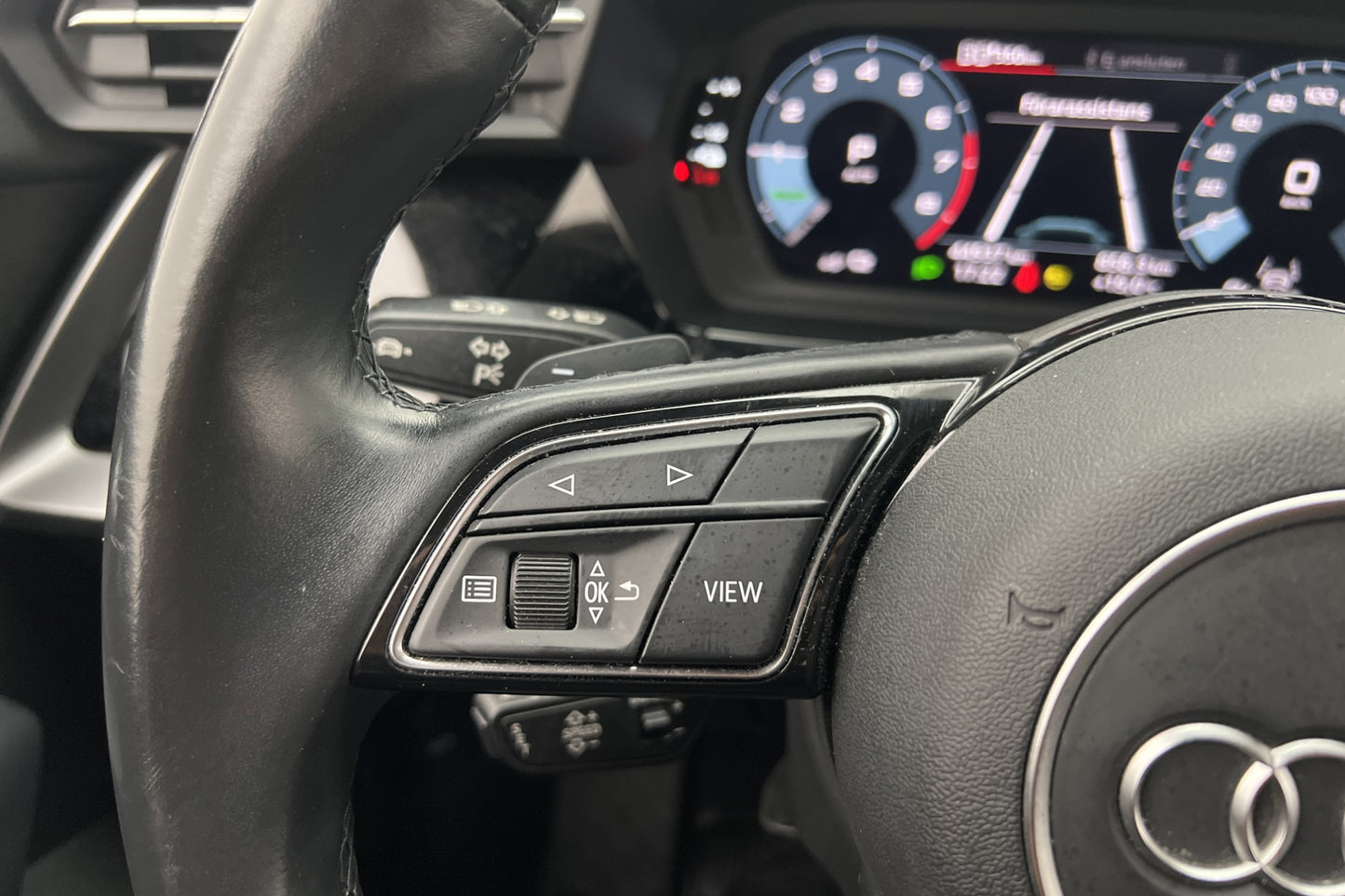 Audi A3 45 TFSI e 245hk S-Line Cockpit Sensorer Välservad