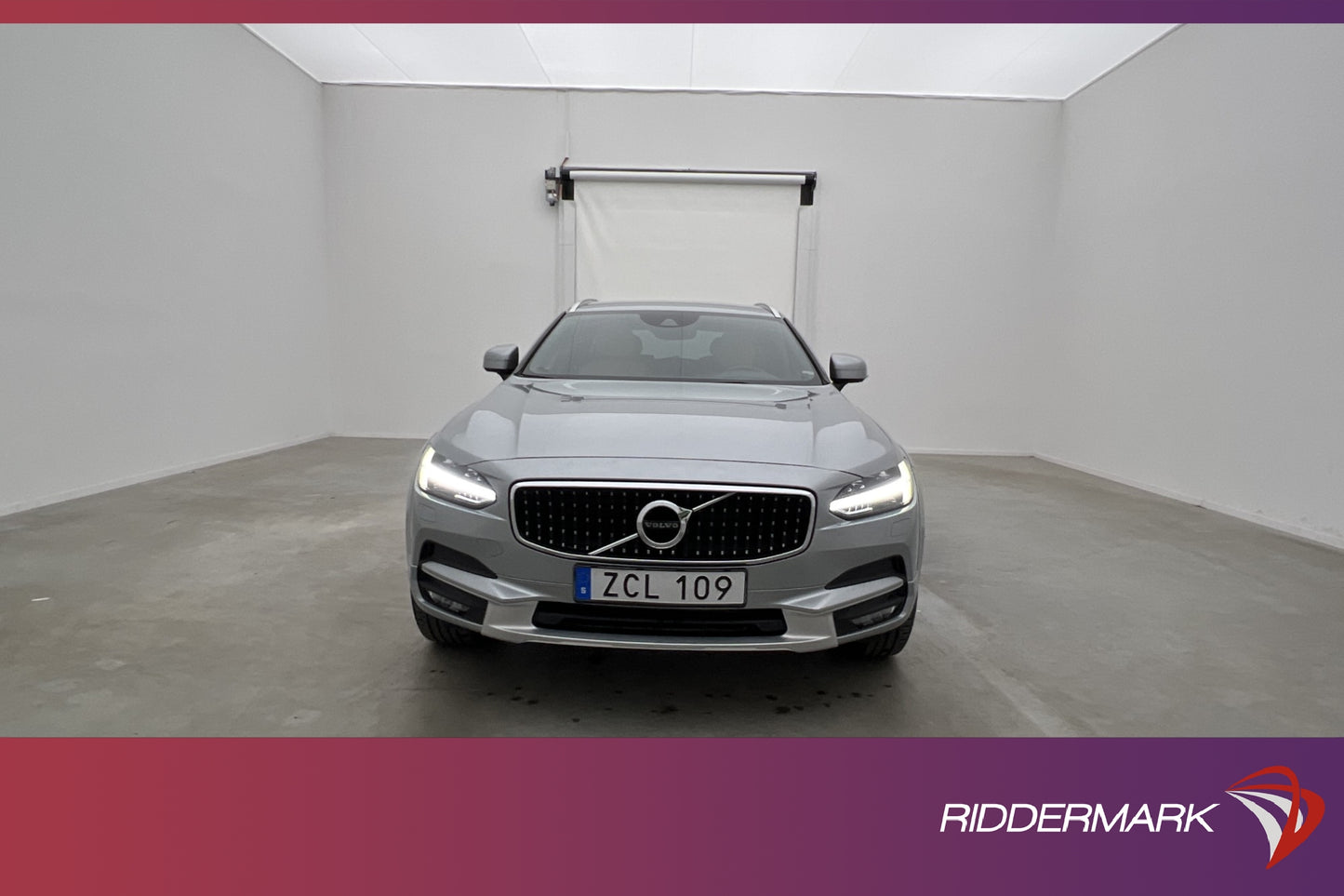 Volvo V90 Cross Country D4 AWD Pro VOC Kamera Navi BLIS Drag