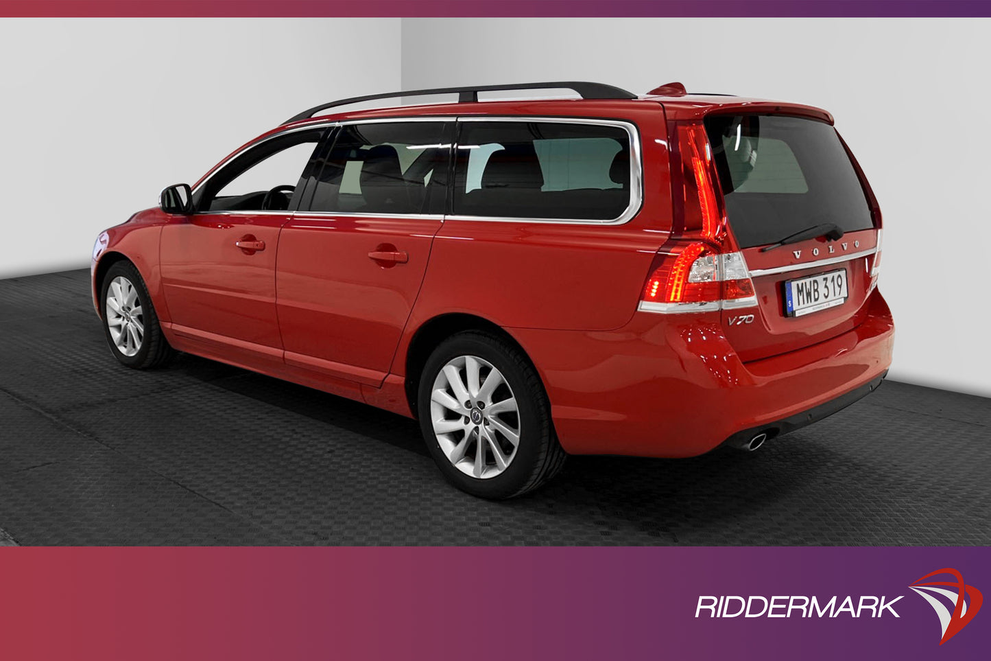 Volvo V70 D4 AWD 181hk Momentum Sensorer Rattvärme Välservad