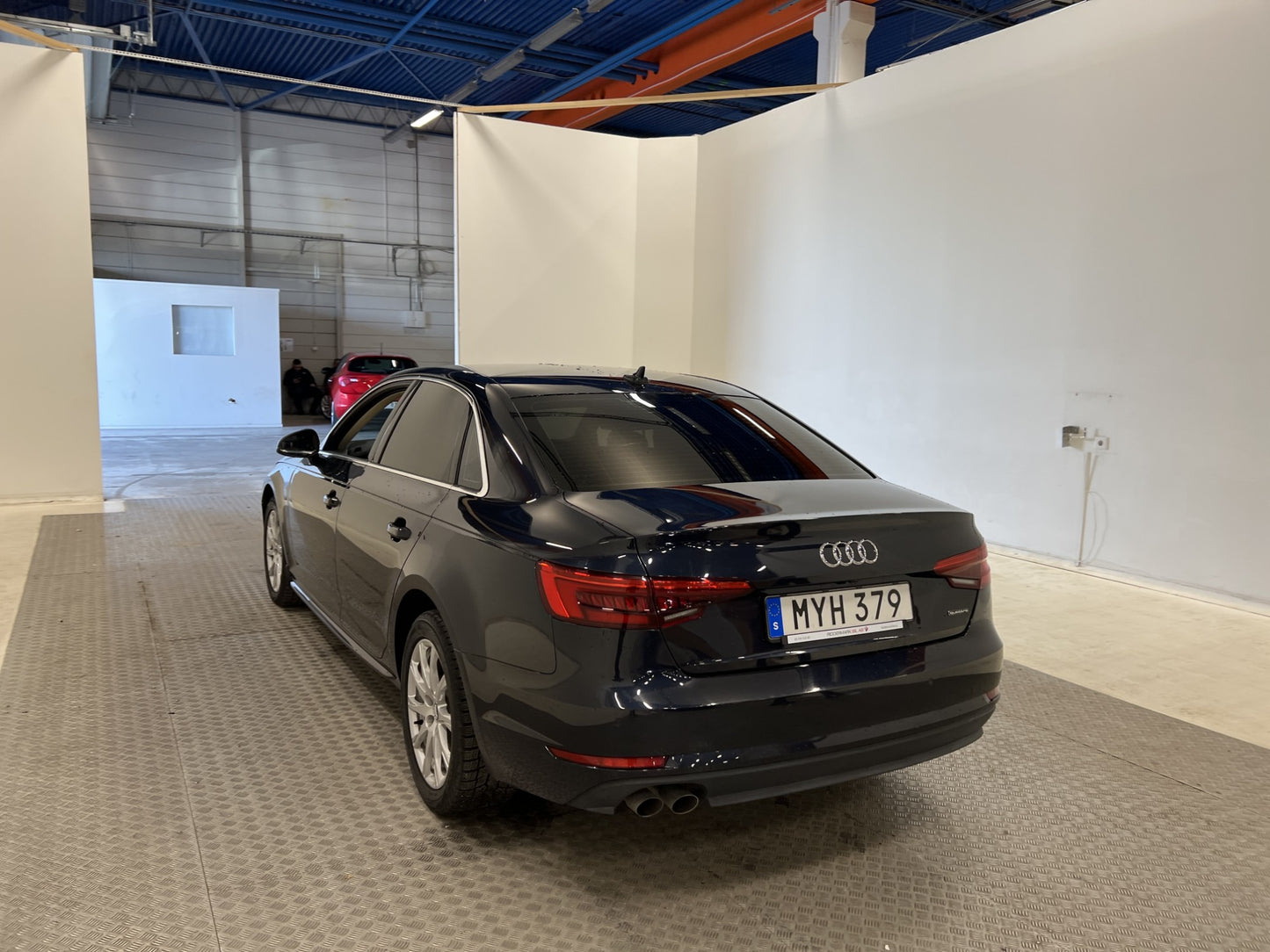 Audi A4 Sedan 2.0 TDI Q 190hk Sport Cockpit Värmare Skinn