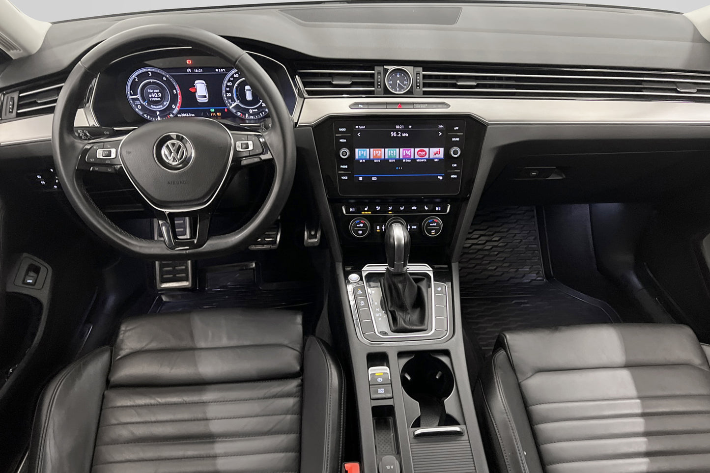 Volkswagen Passat Alltrack 4M 190hk Executive Cockpit Drag