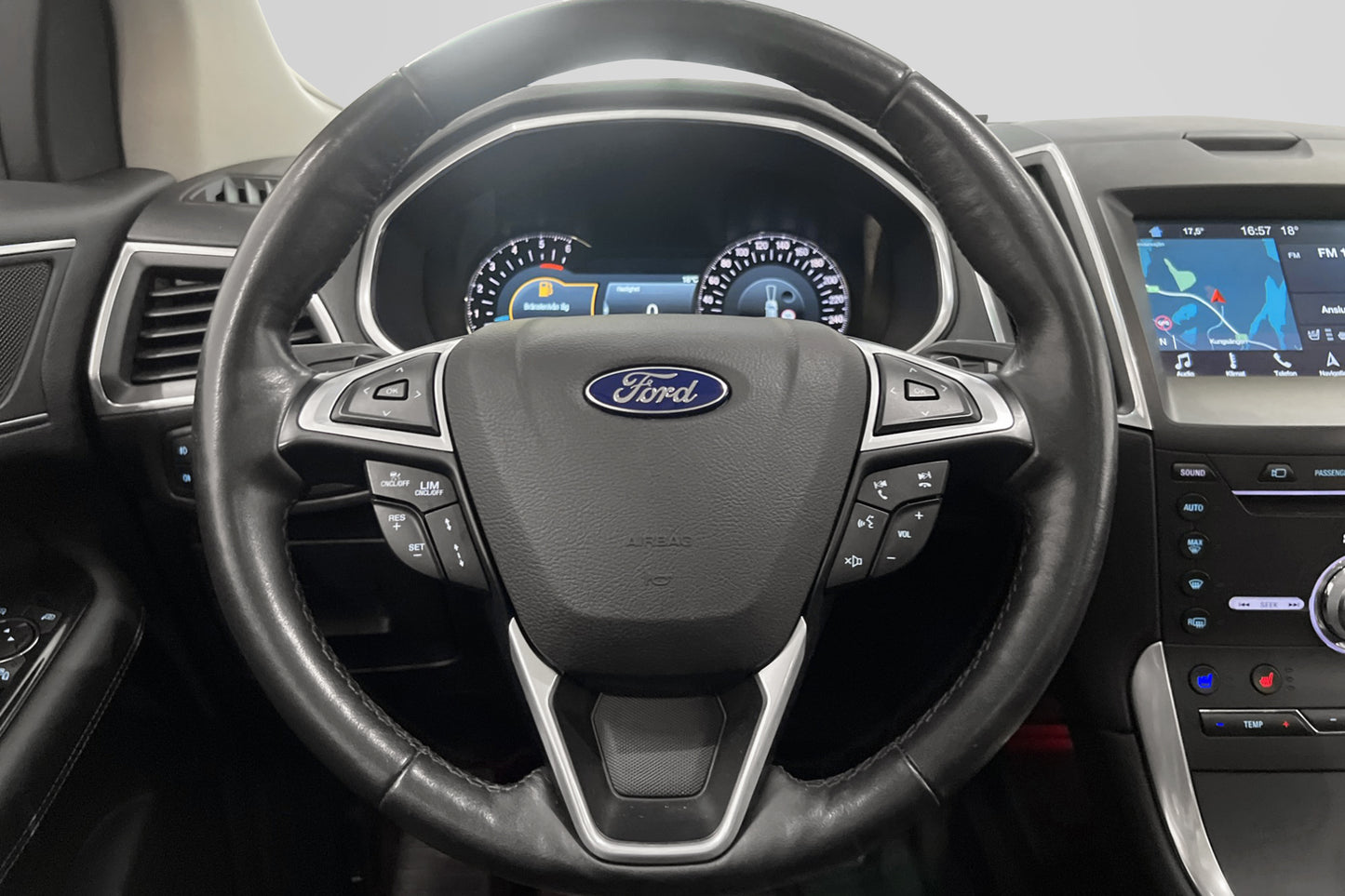 Ford Edge 2.0 TDCi AWD 210hk Pano Värmare Kamera Drag Navi