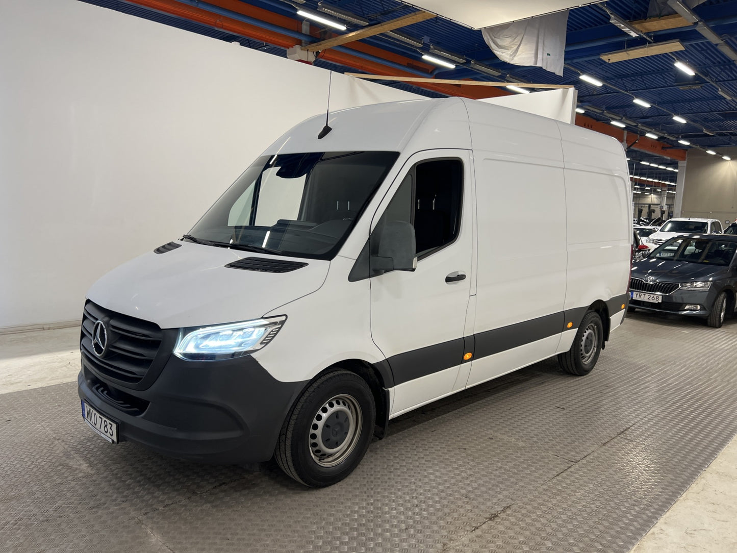 Mercedes-Benz Sprinter L2H2 316 Värmare Drag B-Kamera Moms