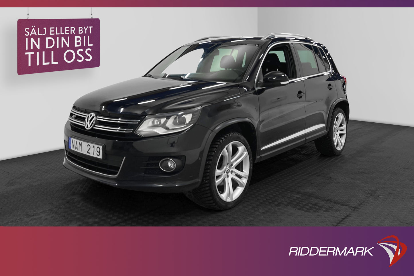 Volkswagen Tiguan 2.0 TSI 4M 180hk R-Line M-värm B-kamera