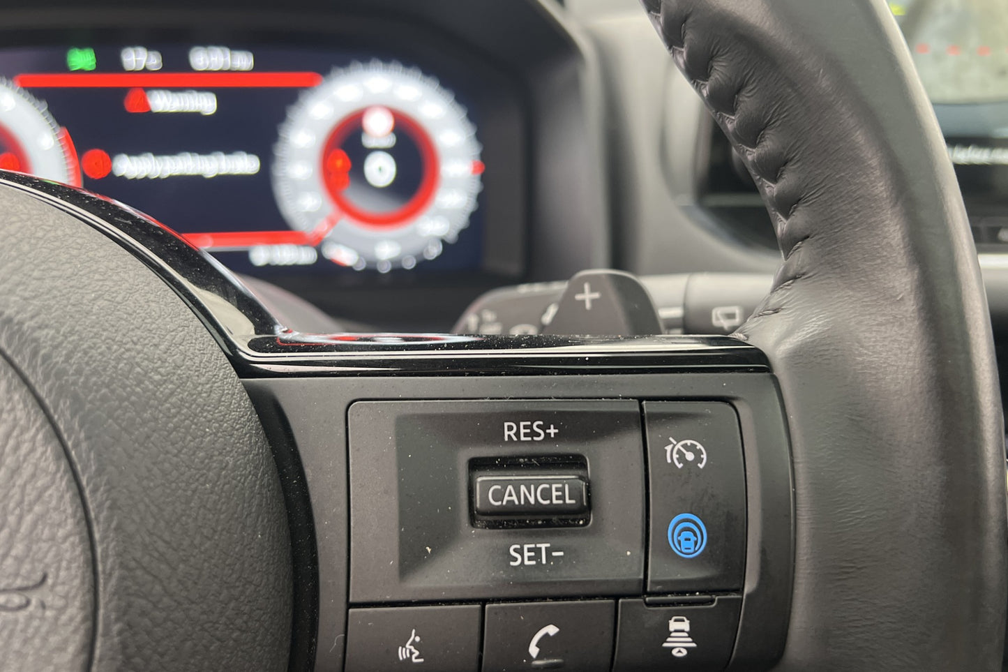 Nissan Qashqai 1.3 158hk Premiere Pano 360° Cockpit Navi