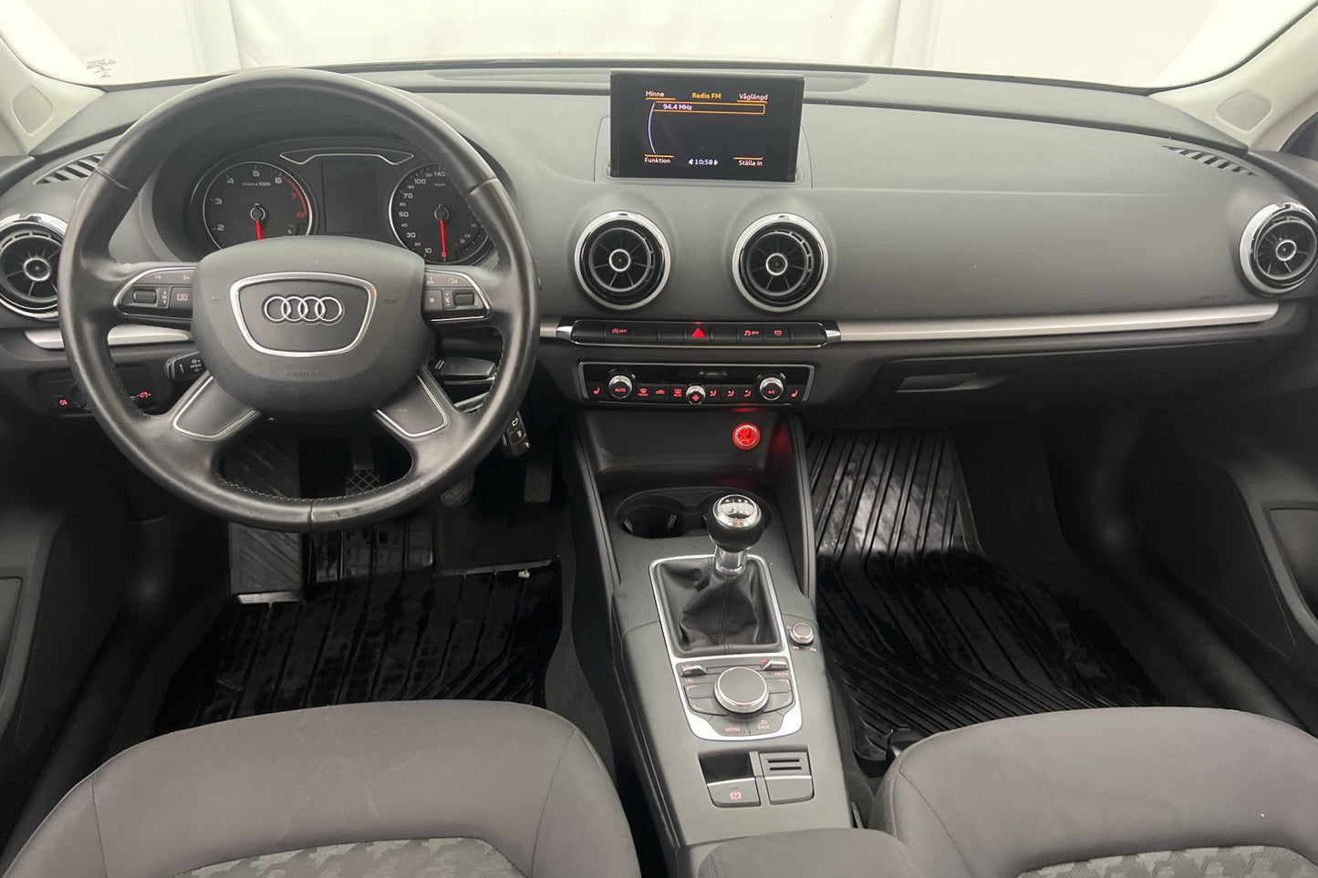 Audi A3 Sportback TFSI 122hk Attraction Sensorer Välservad