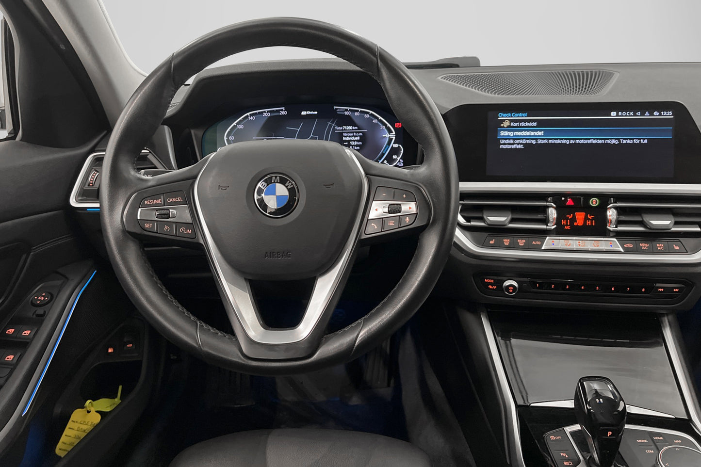 BMW 330 e Touring 292hk Sport line Cockpit Navi Ambient MOMS