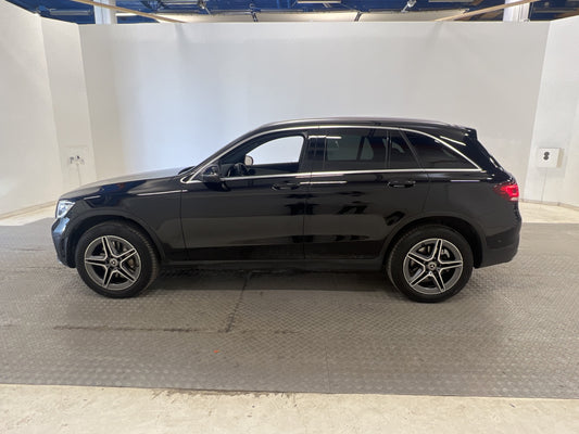 Mercedes-Benz GLC 300 e 4M 306hk AMG Bkamera Drag Värmare