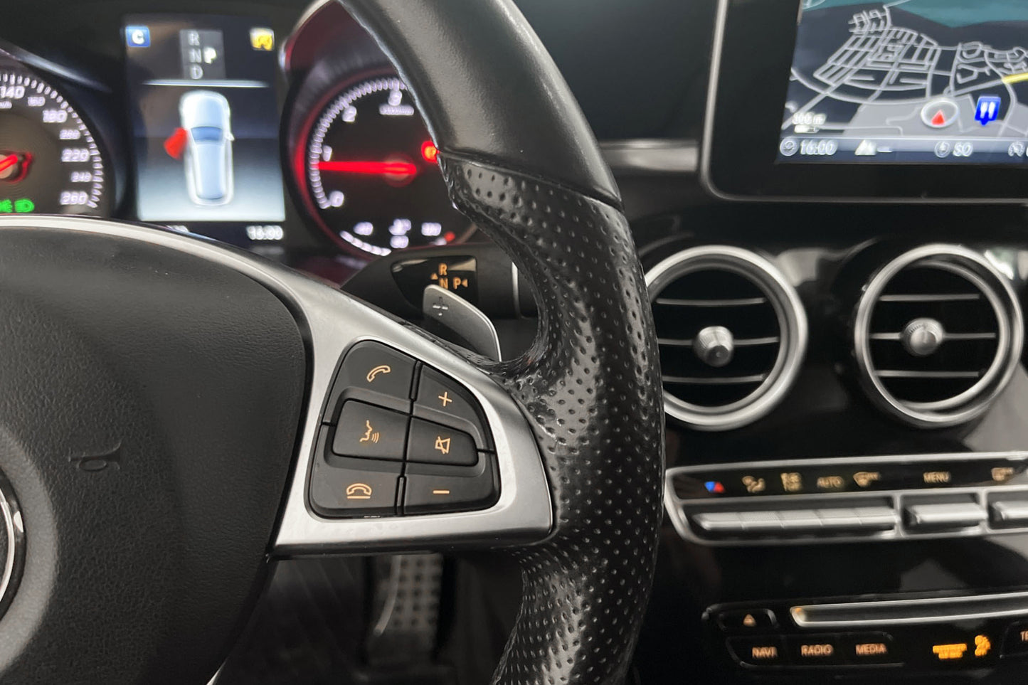 Mercedes-Benz C 220 T d 4M AMG Burmester Pano Drag Navi