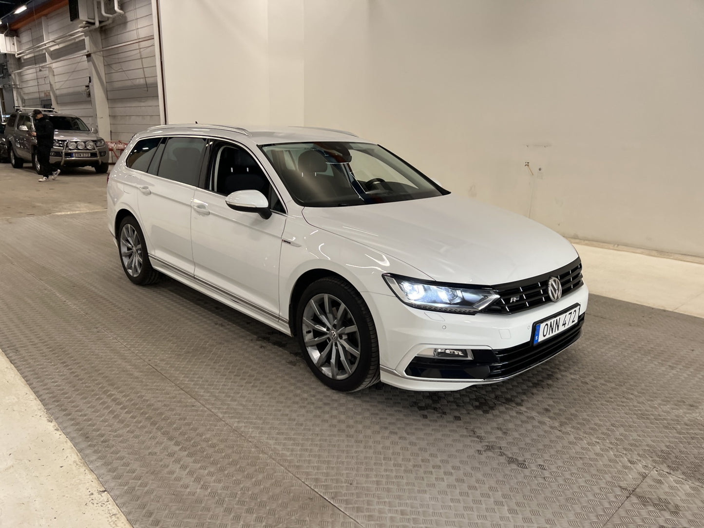 Volkswagen Passat 4M 190hk R-line Cockpit Värmare Skinn Drag