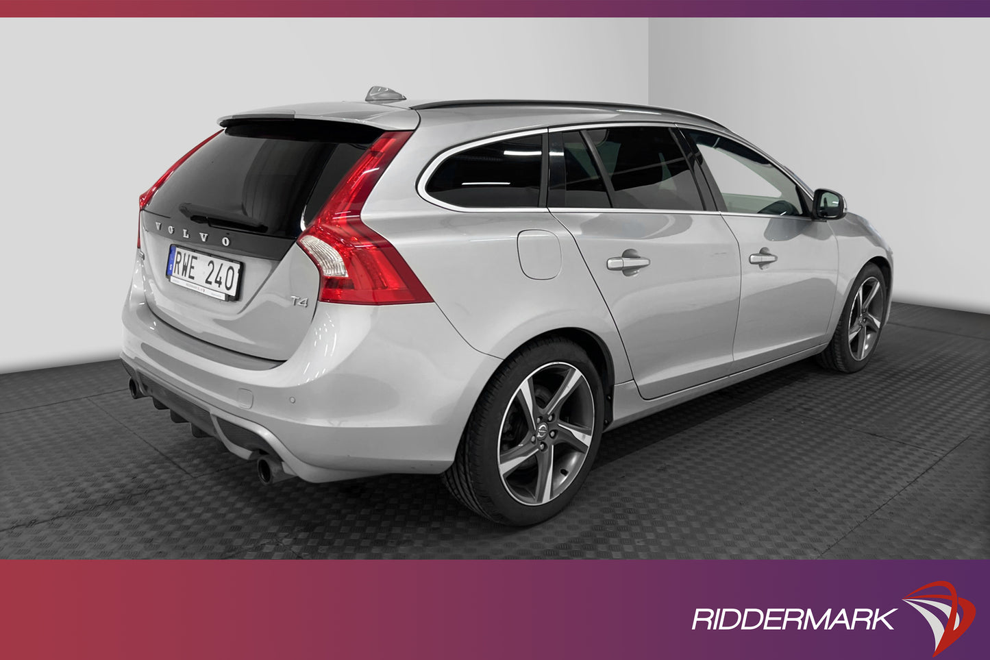 Volvo V60 T4 180hk R-Design Navi Nyservad Helskinn Taklucka