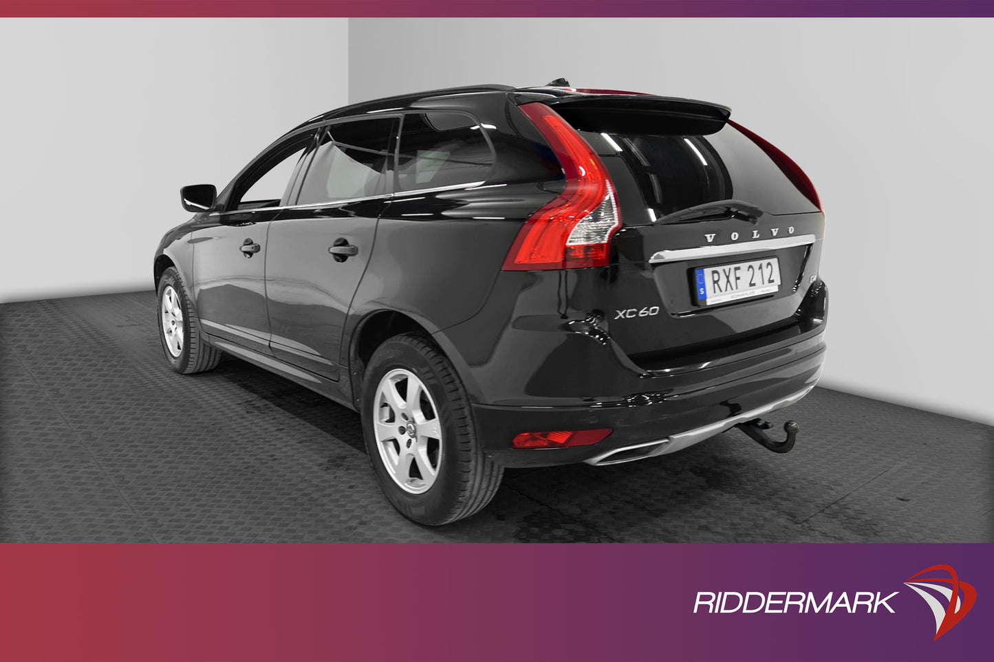 Volvo XC60 D4 190hk Momentum VOC Värmare Pano Navi Drag