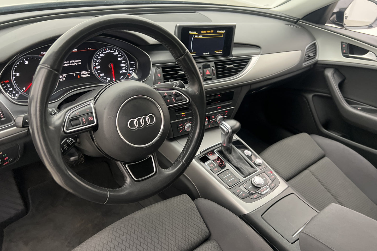 Audi A6 2.0 TDI 177hk Proline Sensorer Farthållare Välservad