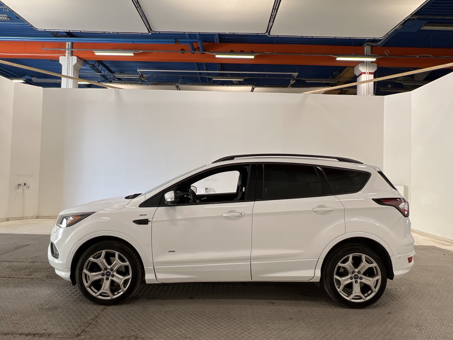 Ford Kuga 2.0 AWD 180hk ST-Line Pano SONY B-kam Drag Carplay