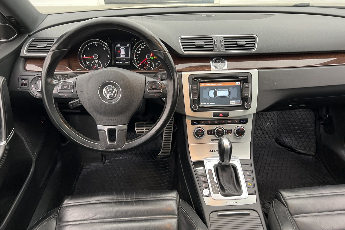 Volkswagen Passat Alltrack 2.0 TDI 4M Pano D-Värm B-Kamera