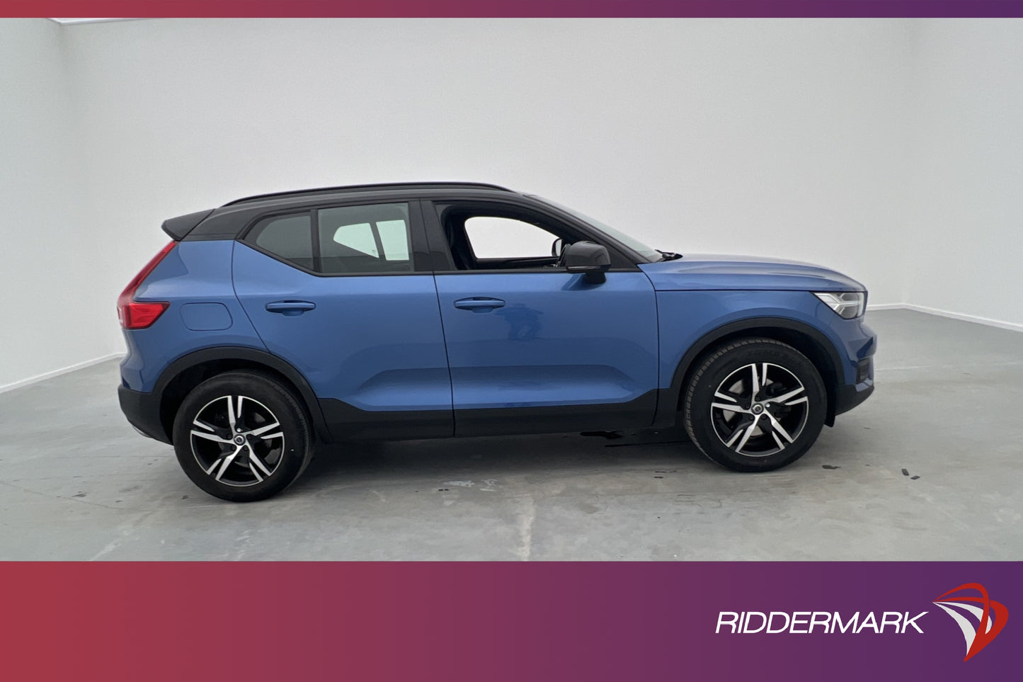 Volvo XC40 D4 AWD 150hk R-Design Värmar Kamera Drag BLIS VOC