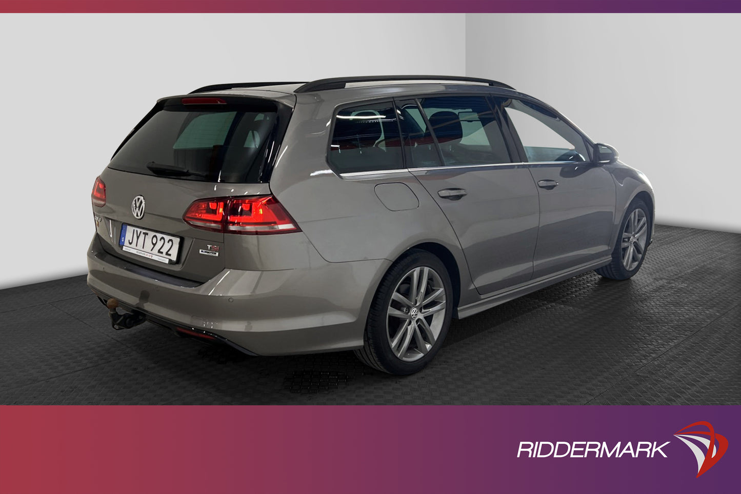 Volkswagen Golf Sportscombi 1.4 TSI 150hk R-line Kamera Drag