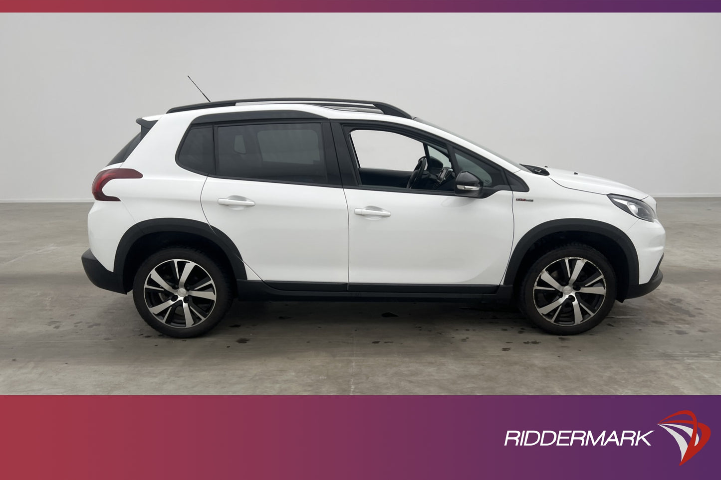 Peugeot 2008 PureTech 130hk GT-Line Pano Sensorer Välservad