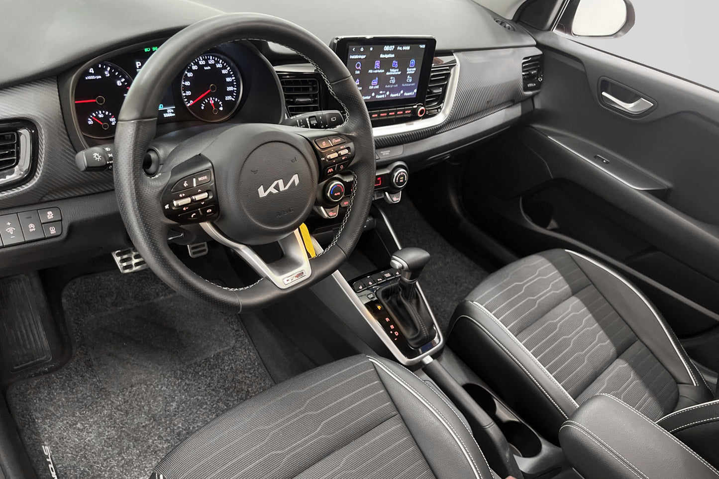 Kia Stonic 1.0 T-GDI 120hk Halvskinn Backkamera Navi