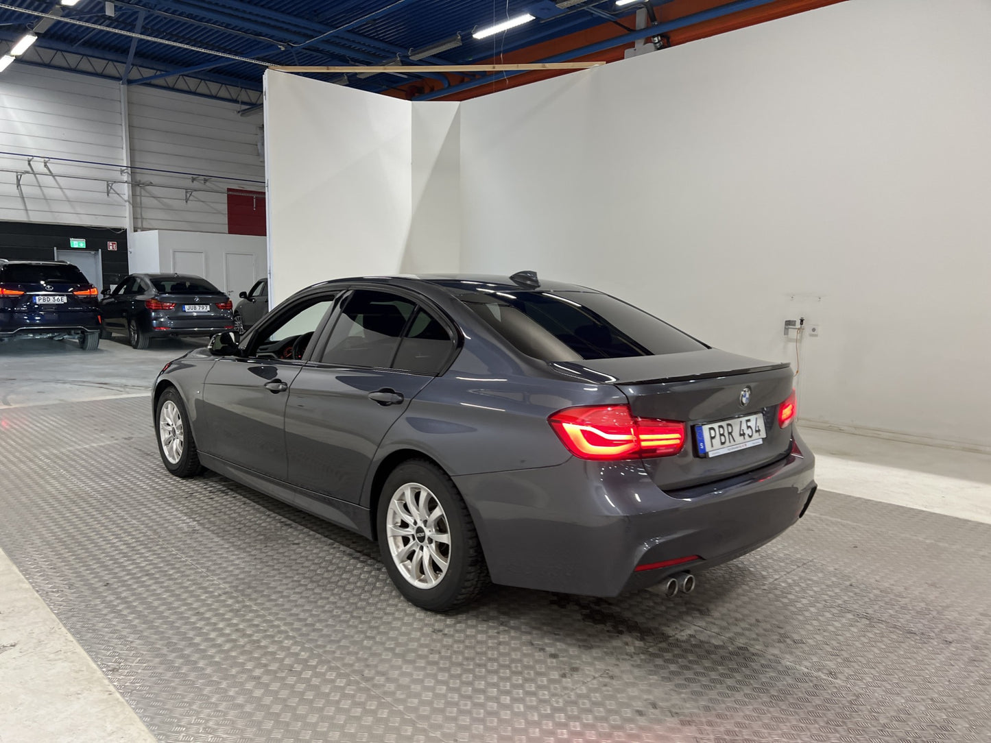 BMW 320d Sedan M Sport Shadow Line HiFi PDC Rattvärme 190hk