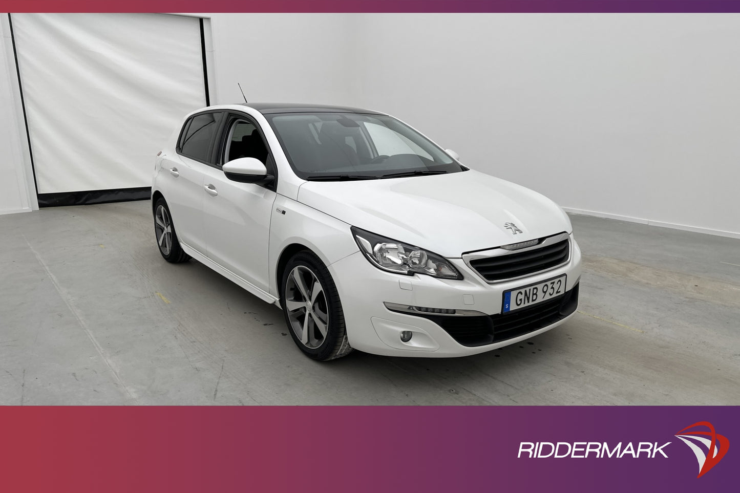 Peugeot 308 1.2 e-THP 110hk Active Pano Kamera Navi Välserv