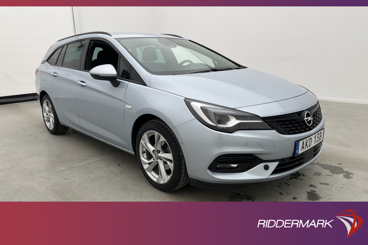 Opel Astra CVT 145hk M/K-Värmare Kamera BOSE Navi Drag